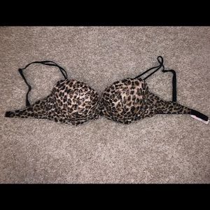 PINK Cheetah Push up bra size 32D. Good condition. Smoke free home :)
